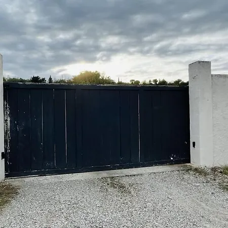 Les Cigales - Paisible Avec Piscine Vila *