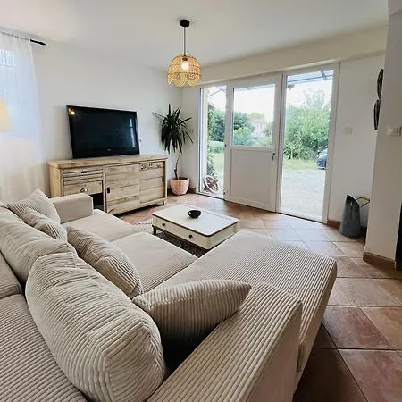 Vila Les Cigales - Paisible Avec Piscine Mas-Saintes-Puelles