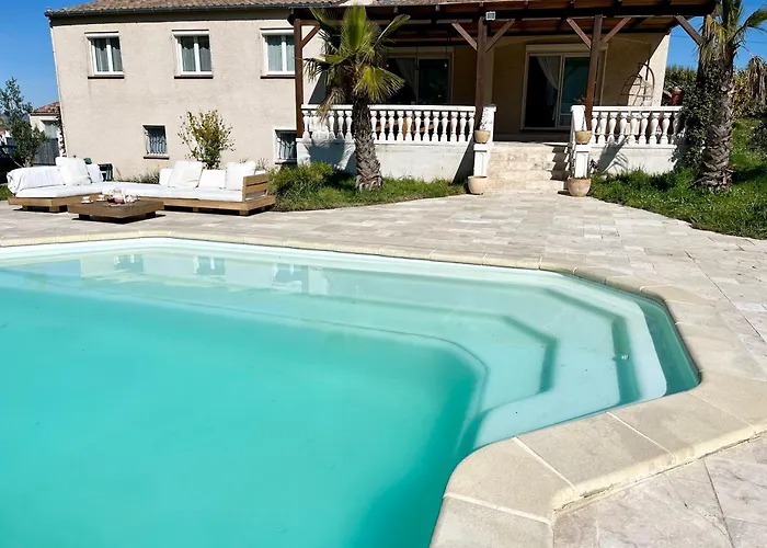 Les Cigales - Paisible Avec Piscine Mas-Saintes-Puelles