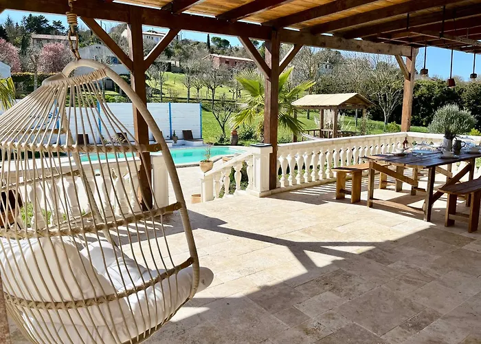 Les Cigales - Paisible Avec Piscine Villa