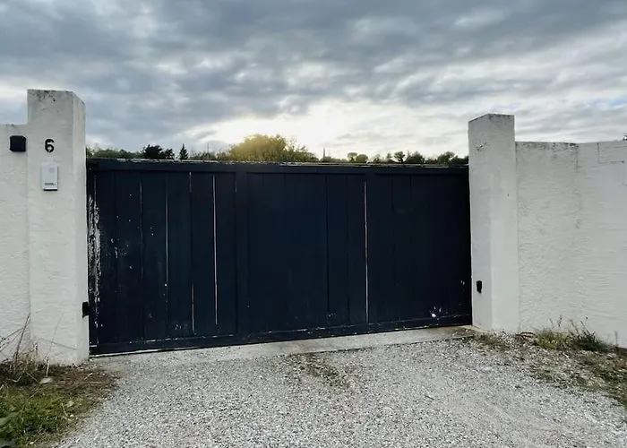 Les Cigales - Paisible Avec Piscine Villa *