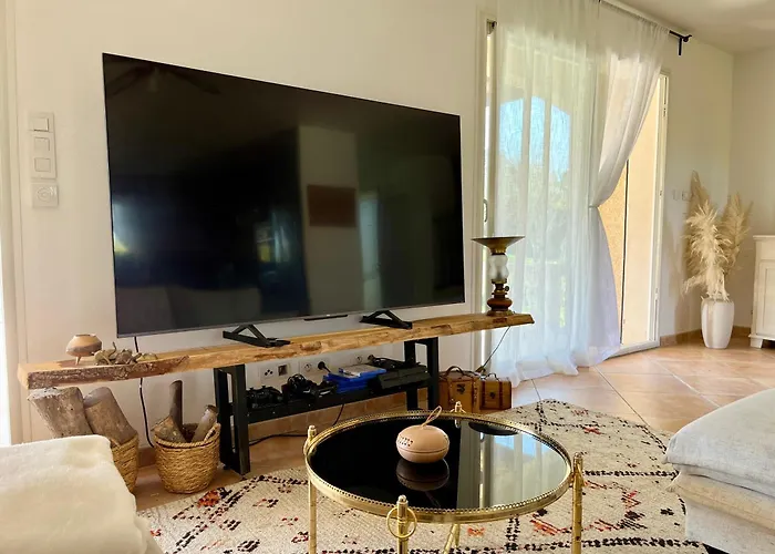 Les Cigales - Paisible Avec Piscine Villa Mas-Saintes-Puelles